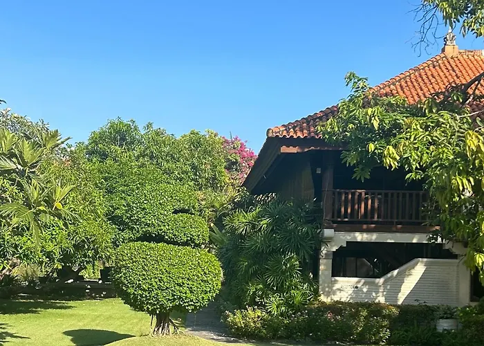 Raja Gardens 2*